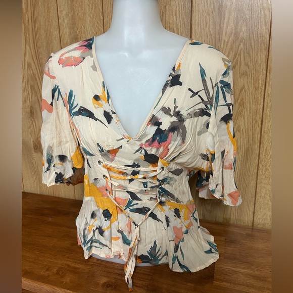 BCBGenration Beige Floral Lace Up Corset Top Size 6 - Picture 5 of 8